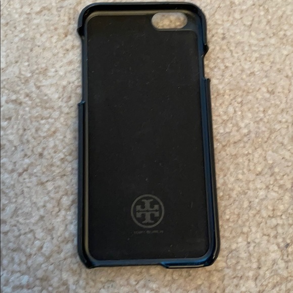 Tory Burch Saffiano Leather  iPhone 6 and 6s case - Picture 5 of 7